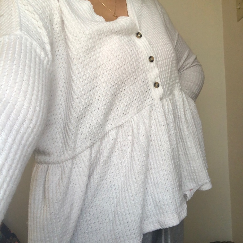 ☆ UO top ☆ - Picture 3 of 7
